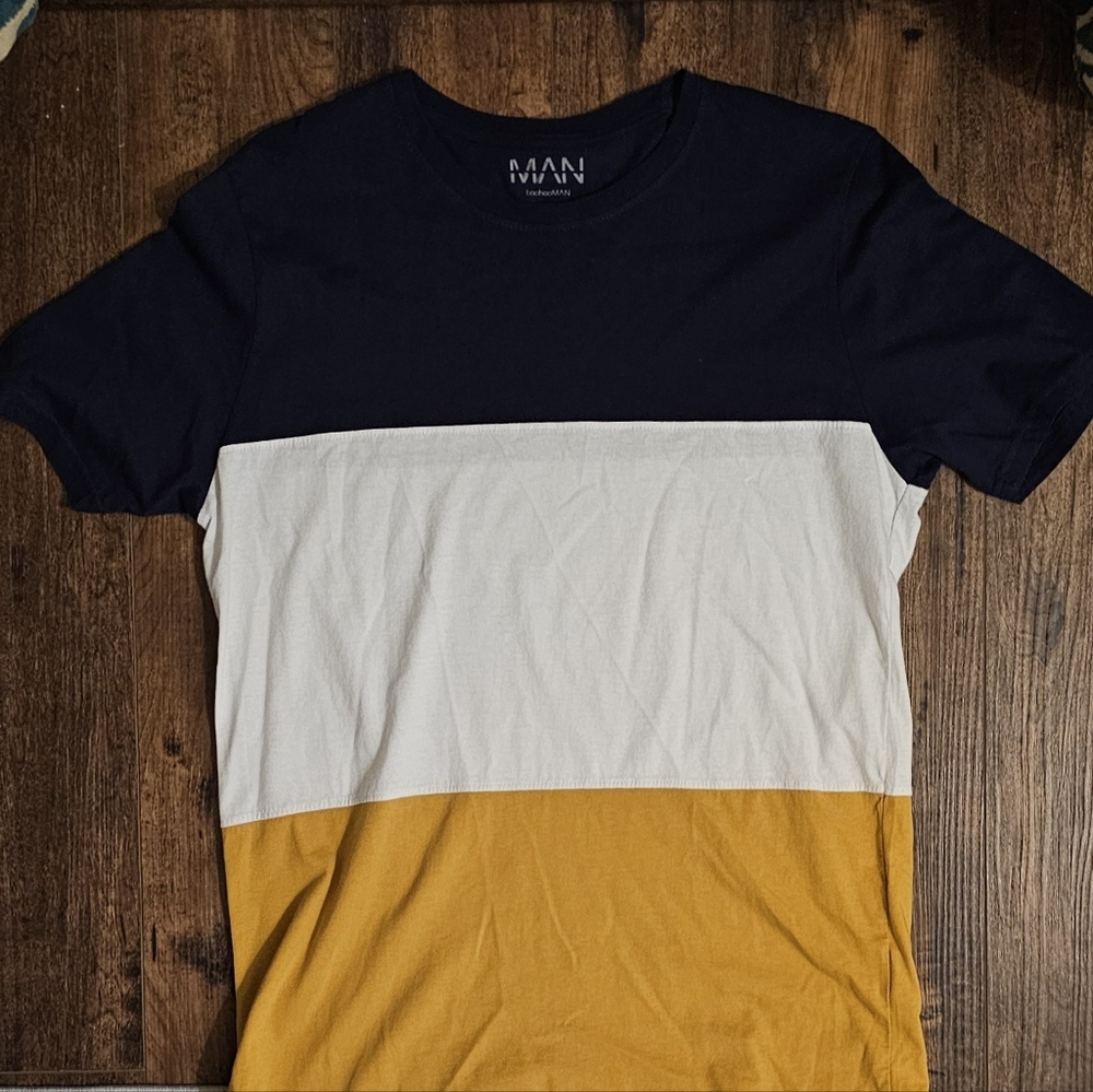 BoohooMan colorblocked tee